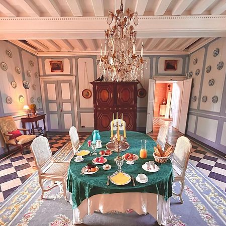 Chateau De Cadouzan Saint-Dolay Екстериор снимка