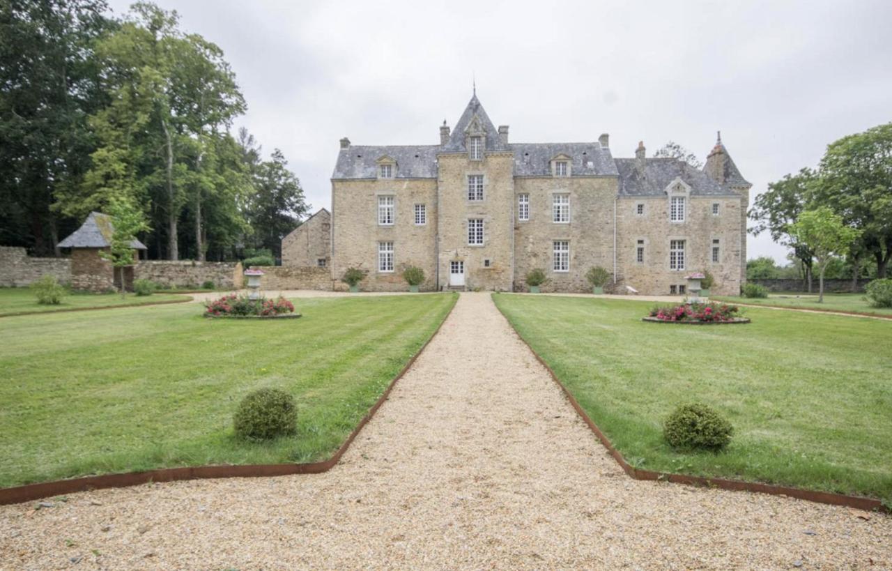 Chateau De Cadouzan Saint-Dolay Екстериор снимка