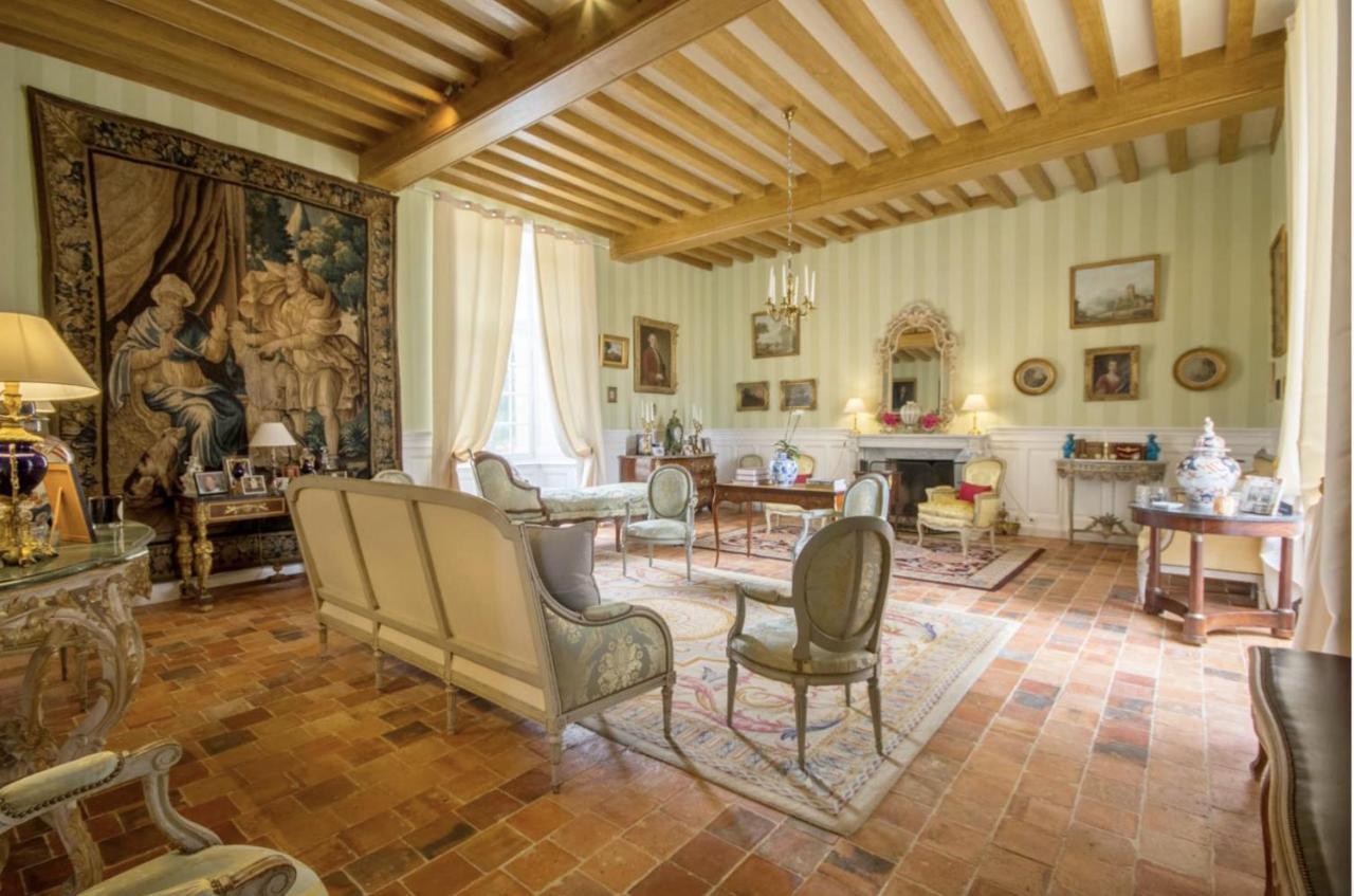 Chateau De Cadouzan Saint-Dolay Екстериор снимка