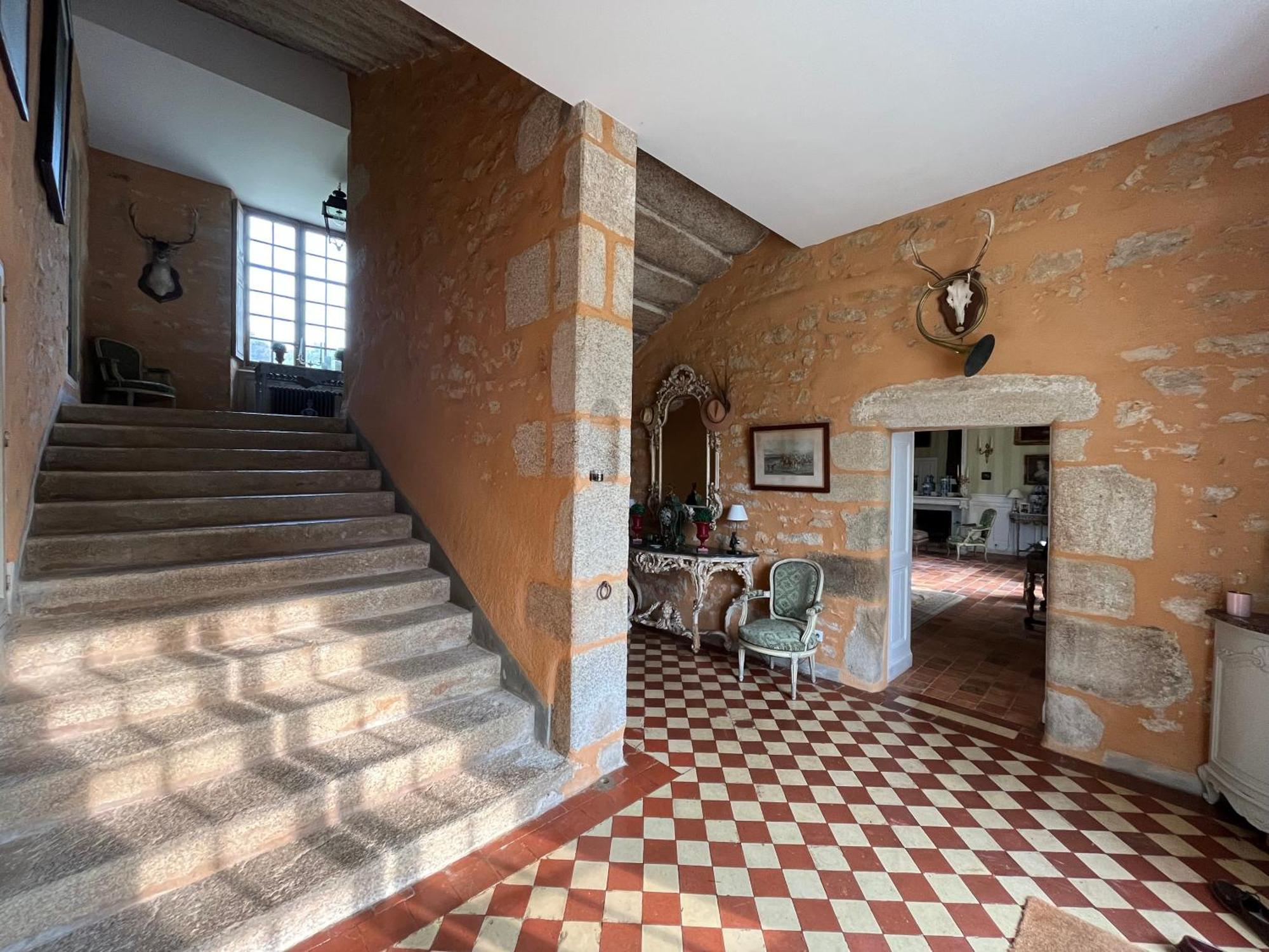 Chateau De Cadouzan Saint-Dolay Екстериор снимка